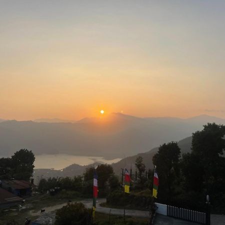 Hotel Pokharaeye 외부 사진